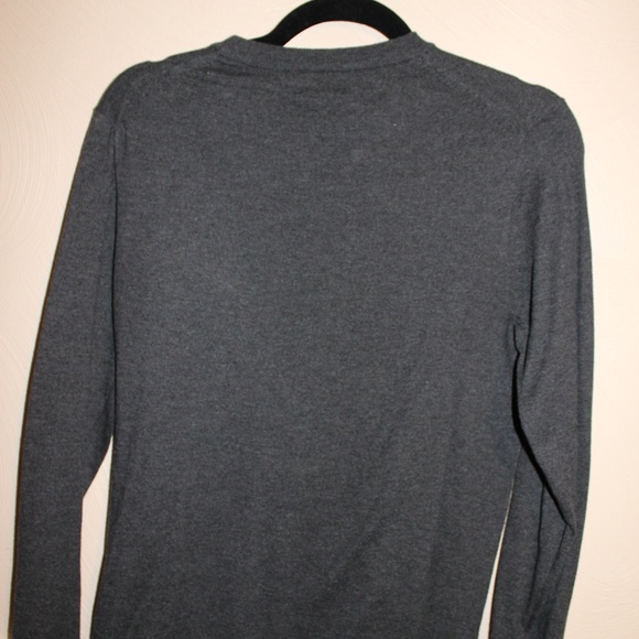 Old Navy Small Grey Sweater - Picture 3 of 3